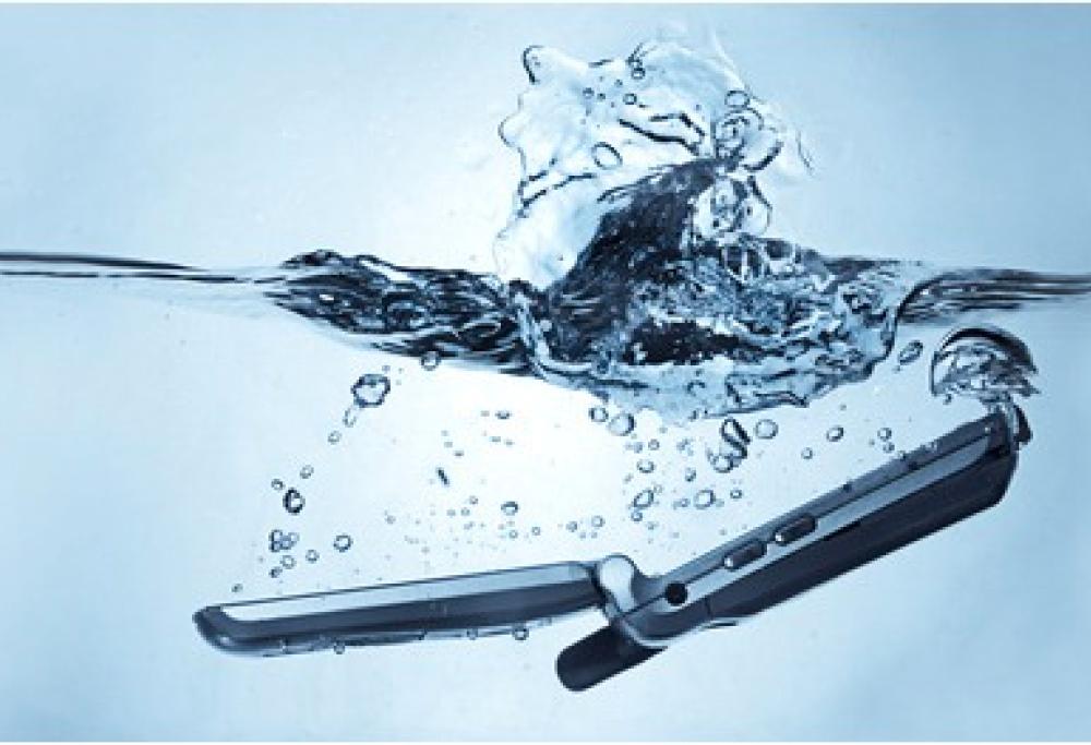 Smartphone sott'acqua? No problem 