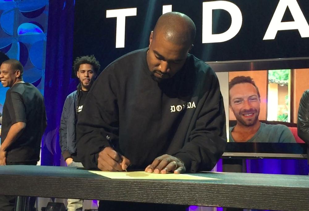 Kanye West paragona sua moglie a O.J. Simpson 