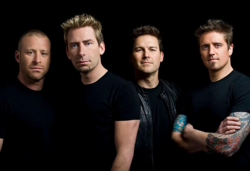 Nickelback sempre sotto tiro, ora ci pensa anche Mark Zuckerberg