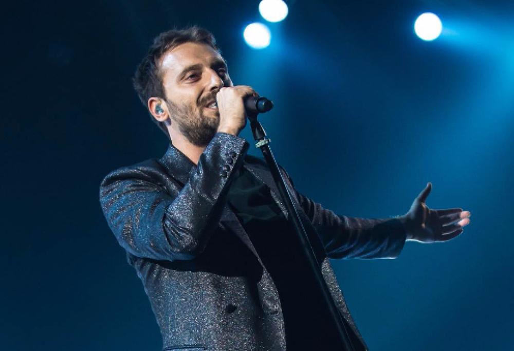 Cesare Cremonini a  105 Friends.. e in diretta video su 105.net e sull'APP MOBILE di 105.
