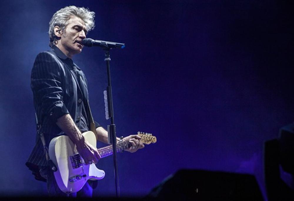 Luciano Ligabue a 105 Friends.. e in diretta video su 105.net e sull'APP Mobile di 105
