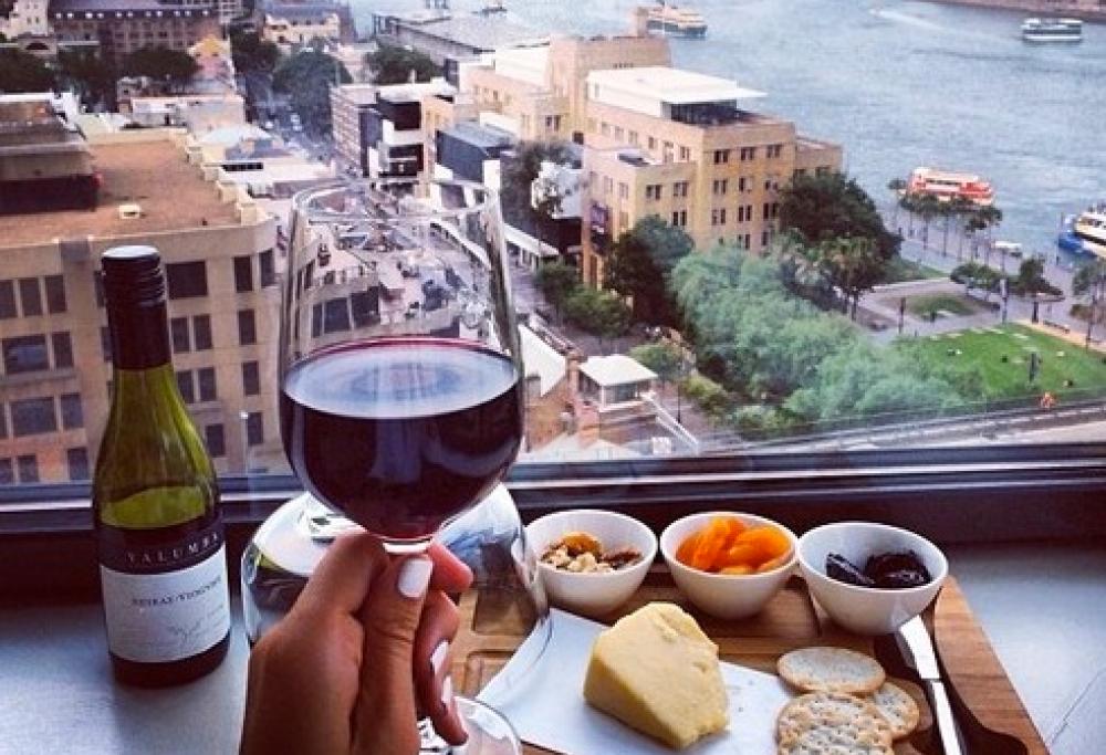 Il vino rosso? Potrebbe aiutare a bruciare i grassi 