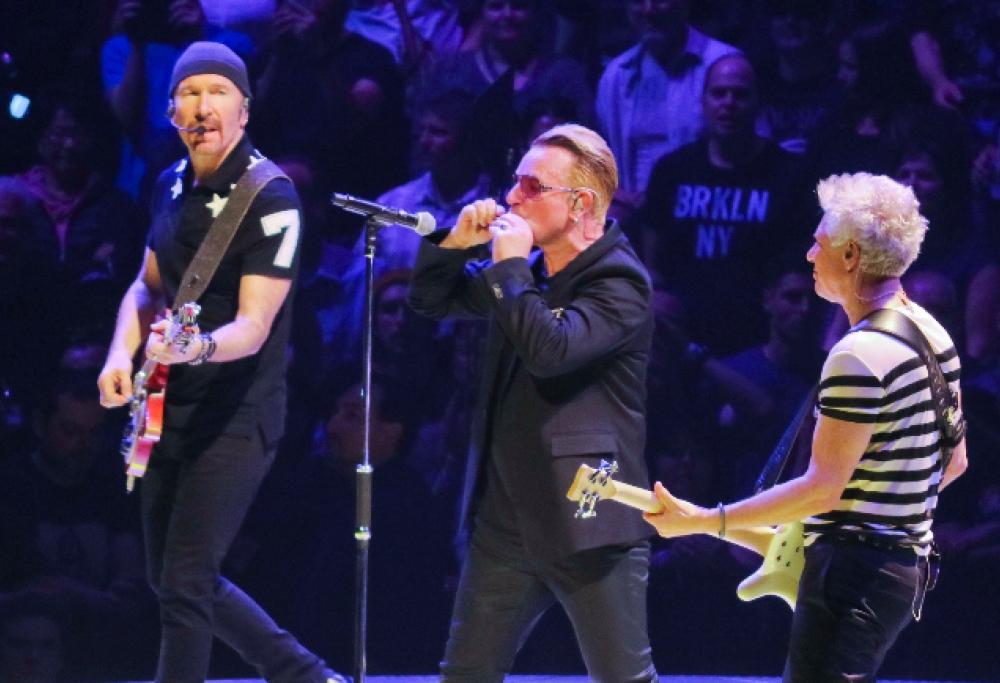 U2