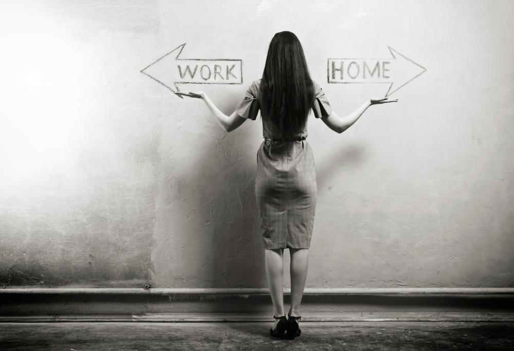Troppe poche Donne over 50 a lavoro ... e scarsamente attive nel web!