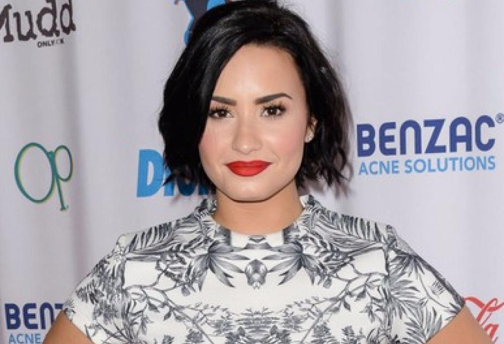 Demi Lovato: “Temevo di crollare come Britney Spears”