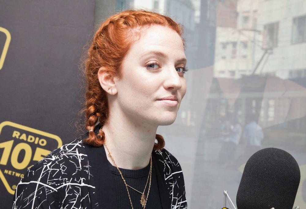 Jess Glynne a 105 Mi Casa: “Tornerò a marzo per un concerto in Italia!”