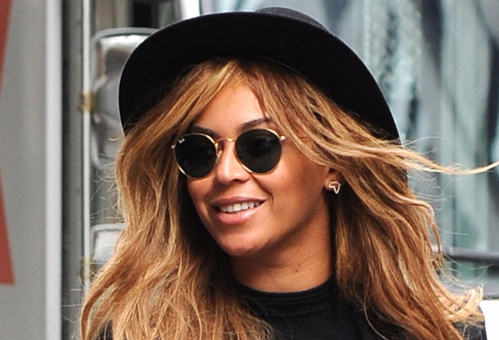 Beyoncé porta a casa il CFDA Fashion Award