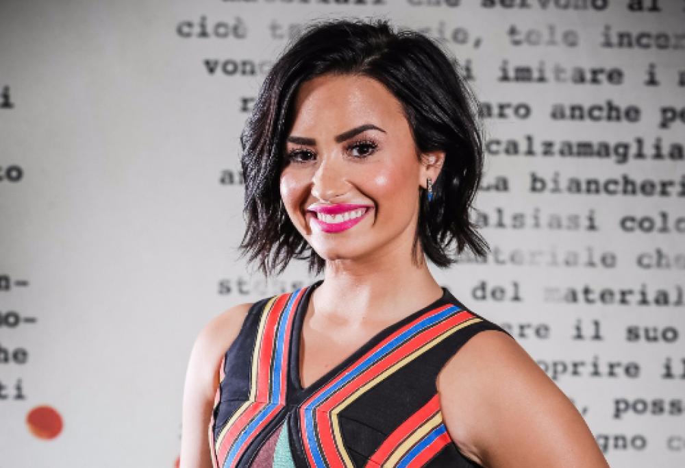 Demi Lovato dopo l'overdose e la riabilitazione: "Ho capito che devo sentirmi in pace con il mio fisico"