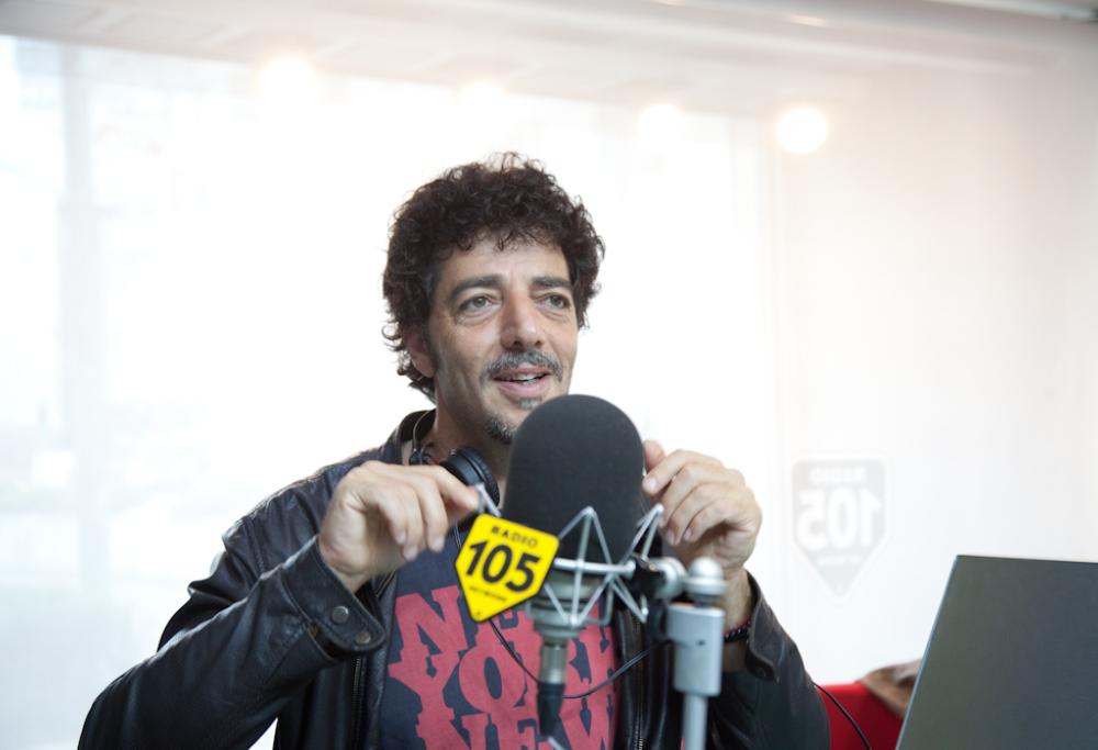 Max Gazzé torna a 105 Mi Casa, giovedì 26 alle 18.00