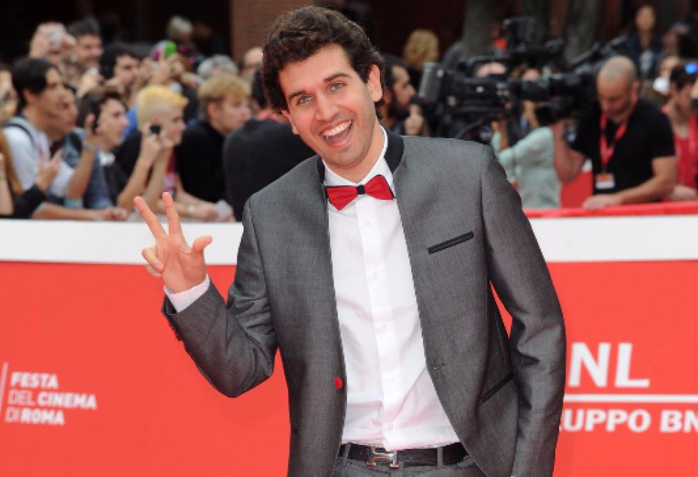La webstar Federico Clapis a 105 Mi Casa, oggi alle 18.00