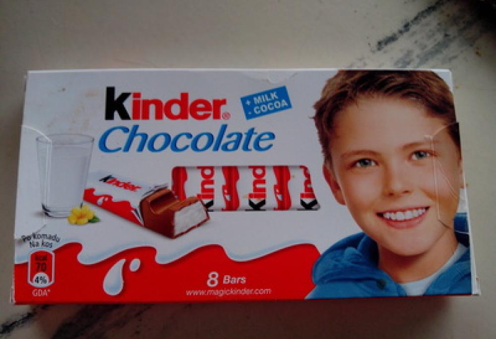 Ecco come è oggi il bambino della Kinder