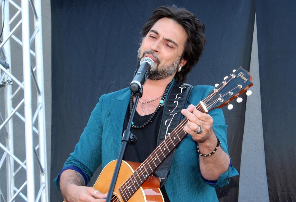 Francesco Sarcina a 105 Mi Casa,  venerdì 29 alle 18.00