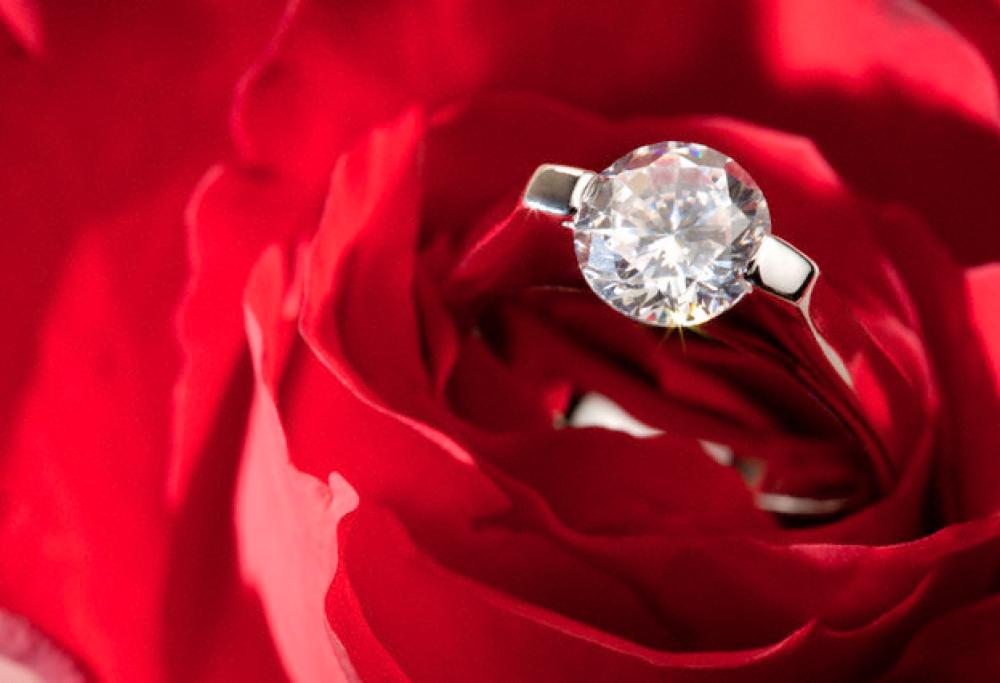 Amore finito? Ora c'è il sito per rivendere l'anello! 