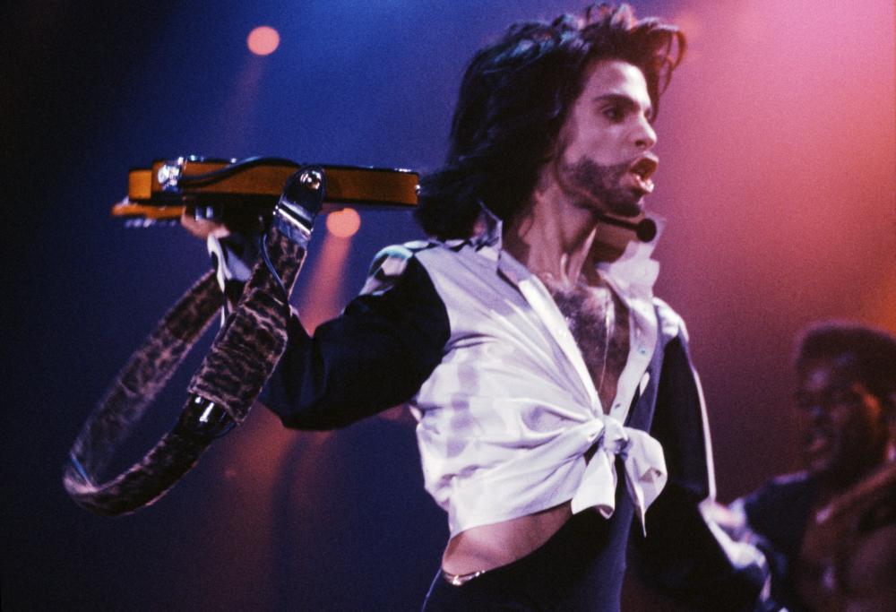 Prince: trovati antidolorifici in casa e sul corpo