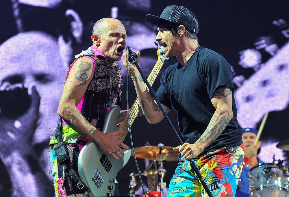 Red Hot Chili Peppers, la performance per il ritorno dei Rams a Los