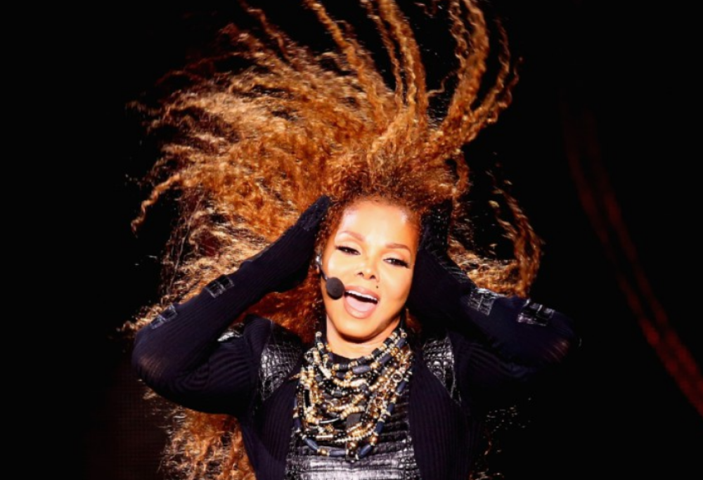 Janet Jackson mamma a 50 anni ma senza surrogati