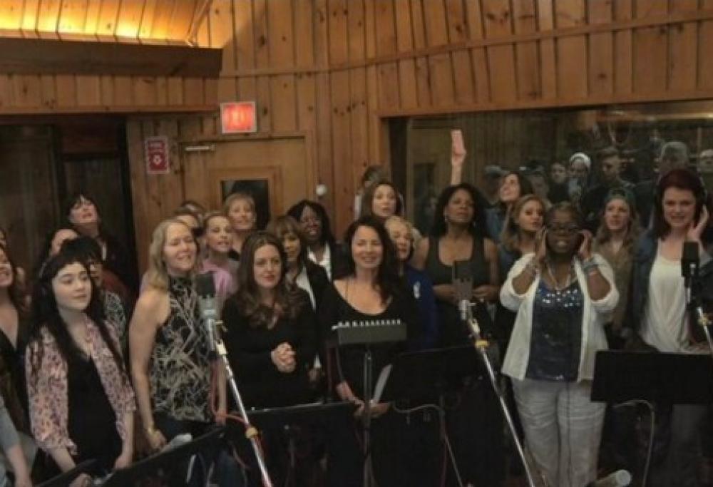 Broadway All Stars: una canzone per le vittime di Orlando. Guarda il video