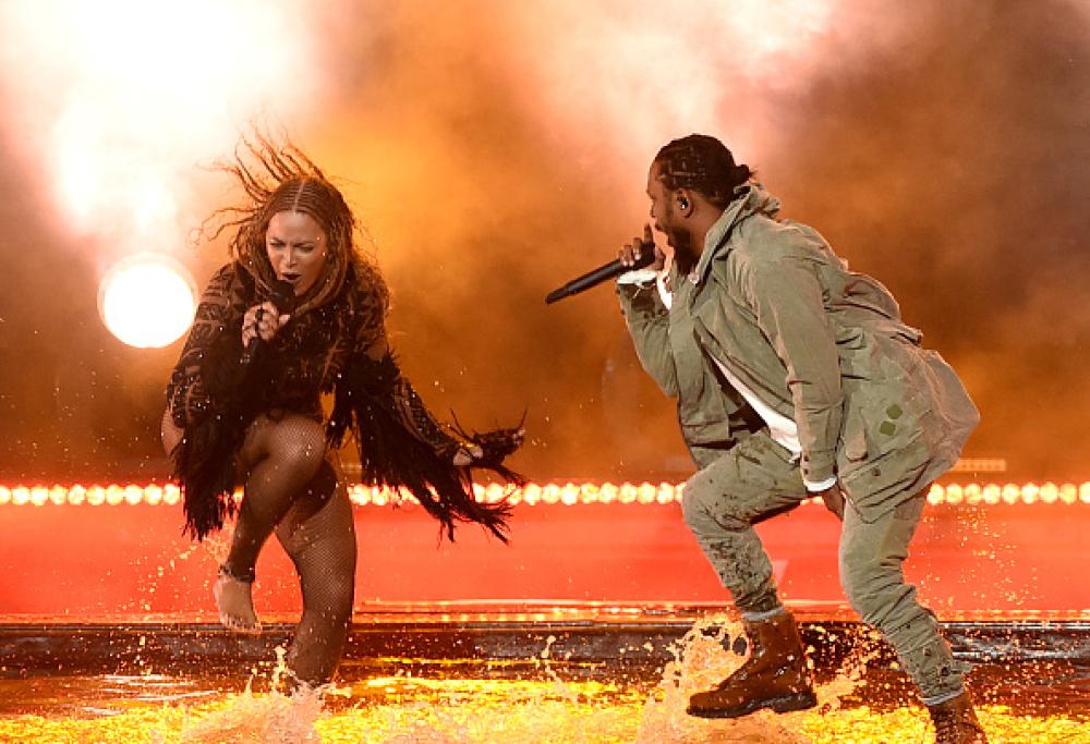 Beyoncé: esibizione a sorpresa ai Bet Awards. Guarda il video