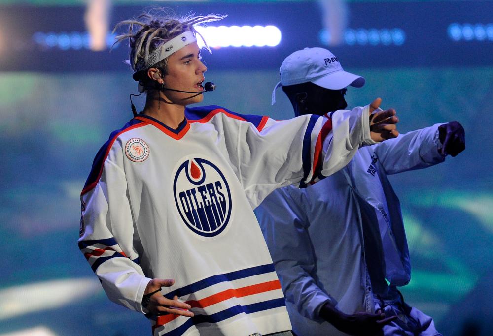 Justin Bieber incoraggia i fan a trovare il significato della vita