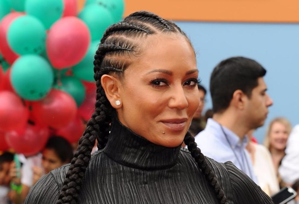 Mel B: foto osé per sostenere le donne