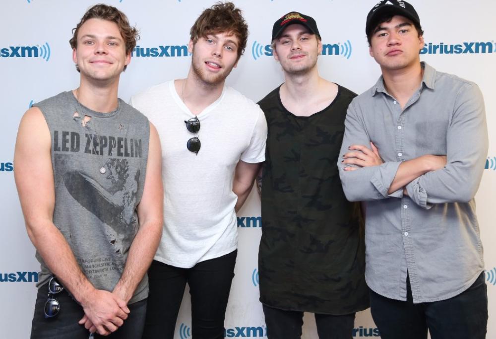 5 Seconds of Summer: arriva "Girls talk Boys"