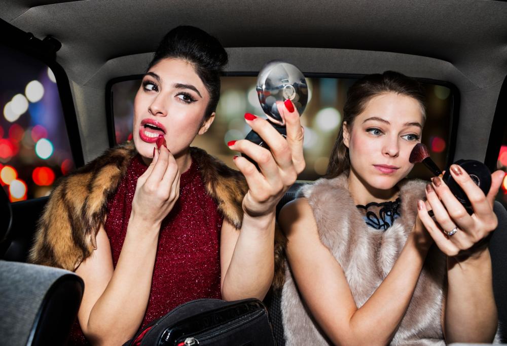 Ecco perché gli uomini preferiscono le donne senza trucco