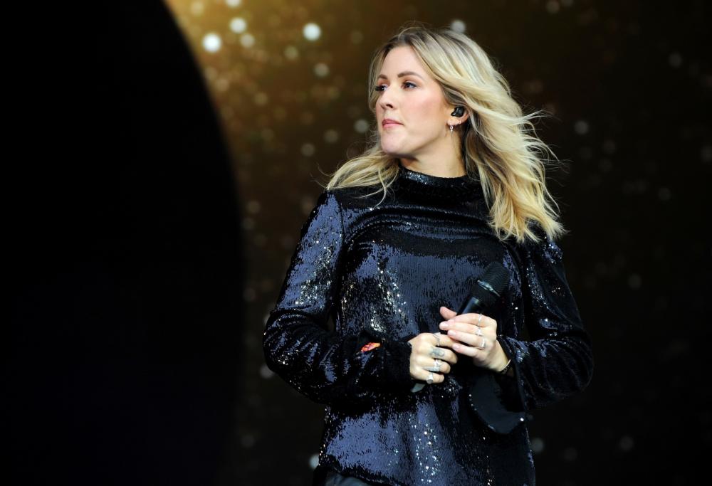 Ellie Goulding contro i fan-stalker: "Non mi piace essere seguita quando esco"