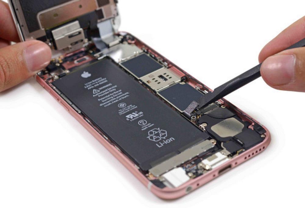C'è un motivo per cui le batterie degli smartphone esplodono…