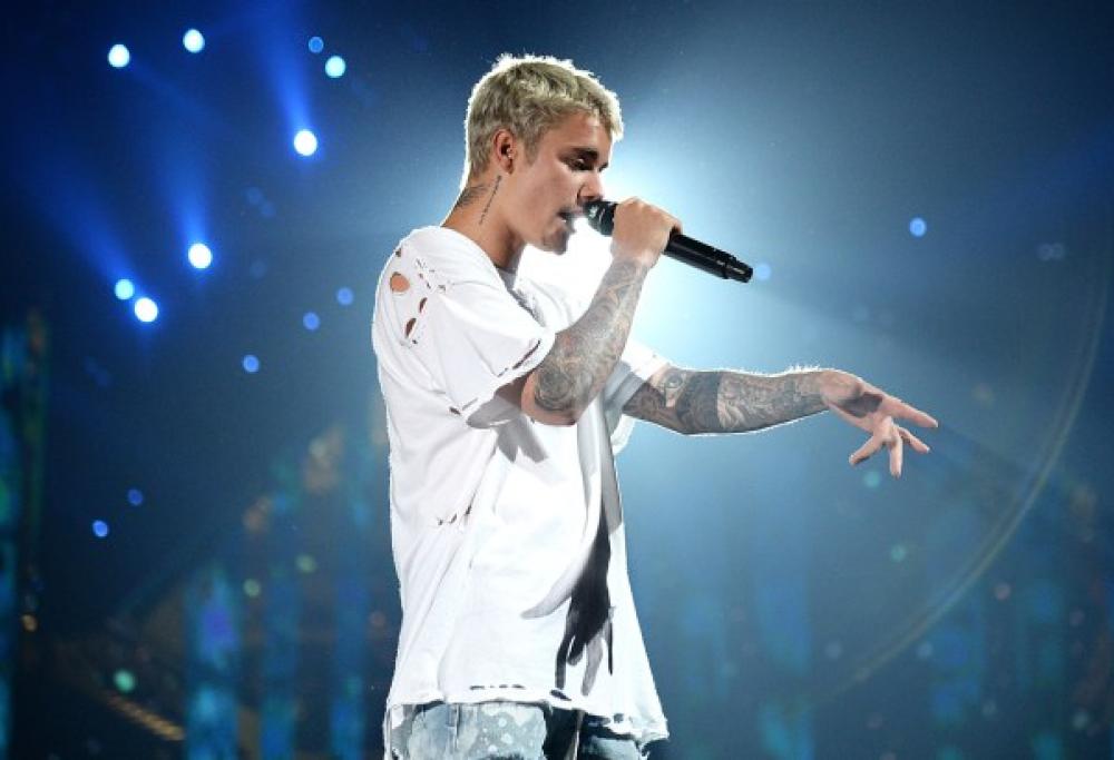 Justin Bieber: a Manchester si arrabbia e lascia il palco