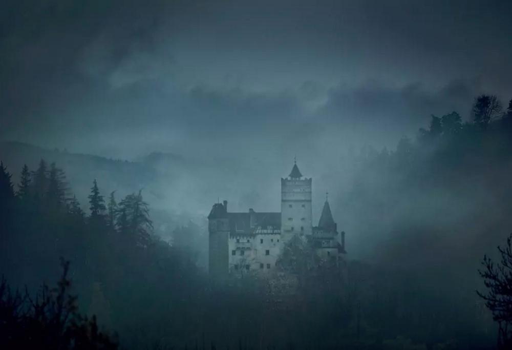 Un Halloween da paura? Sì, al Castello di Dracula!