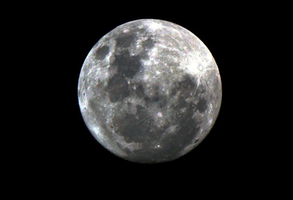 Viaggio sulla Luna: entra in orbita il primo veicolo privato