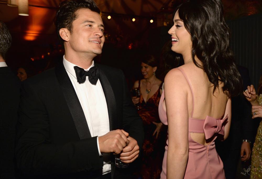 Katy Perry, Orlando Bloom "avvisato" con una donna sconosciuta