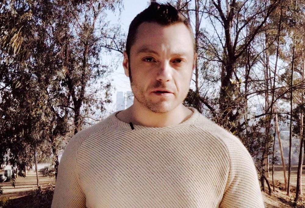 Tiziano Ferro a 105 Mi Casa, martedì 13 alle 18.30