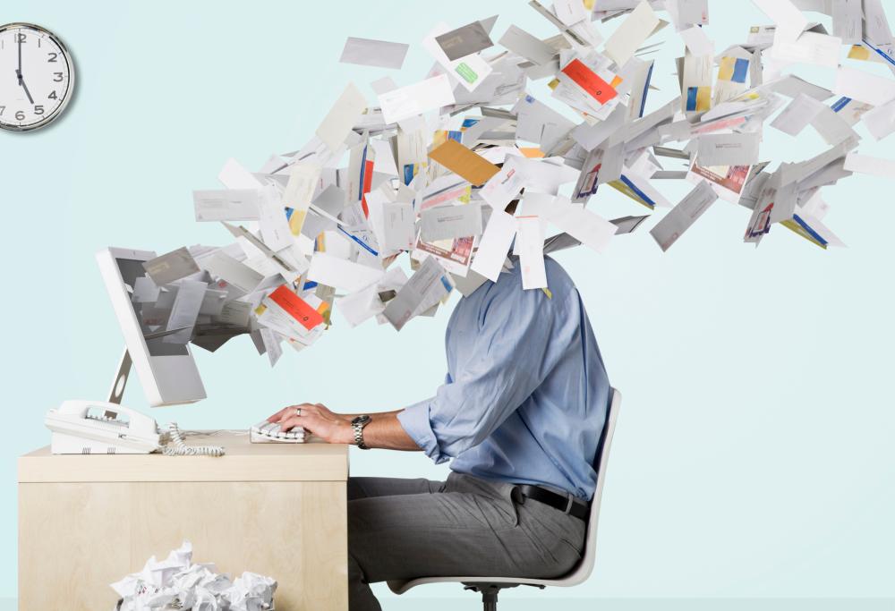 Le email ci stressano: i motivi li ha scoperti la scienza!