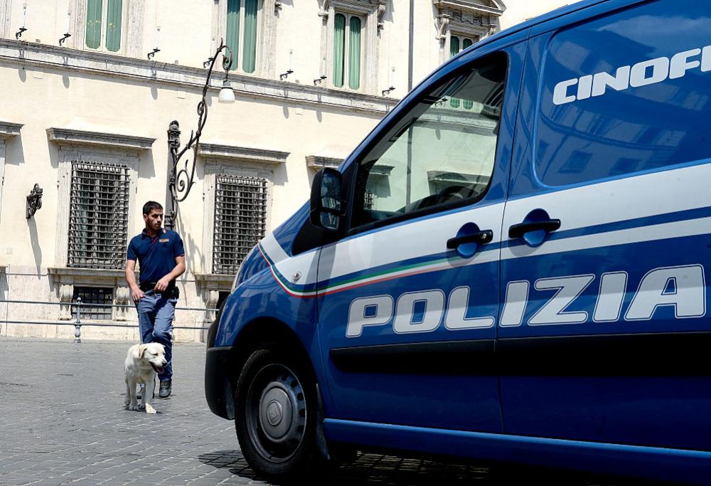 Coltiva marijuana nella lavatrice, arrestato