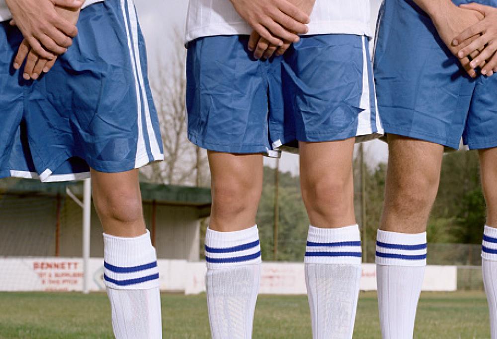 Sapete perché un calcio nelle “parti basse” è così doloroso?