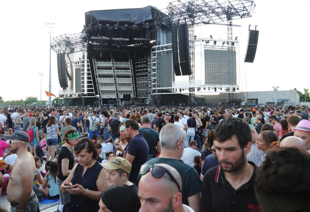 Da Vasco a Elio: continua la guerra al secondary ticketing