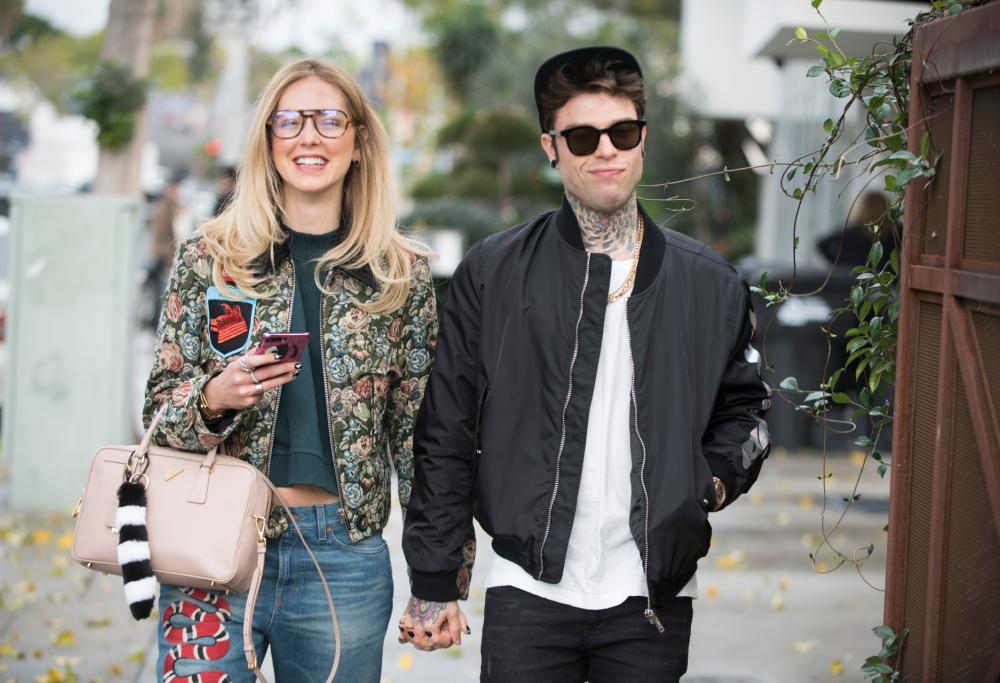 Chiara Ferragni e Fedez arrivano sull'Isola Bella per Louis Vuitton