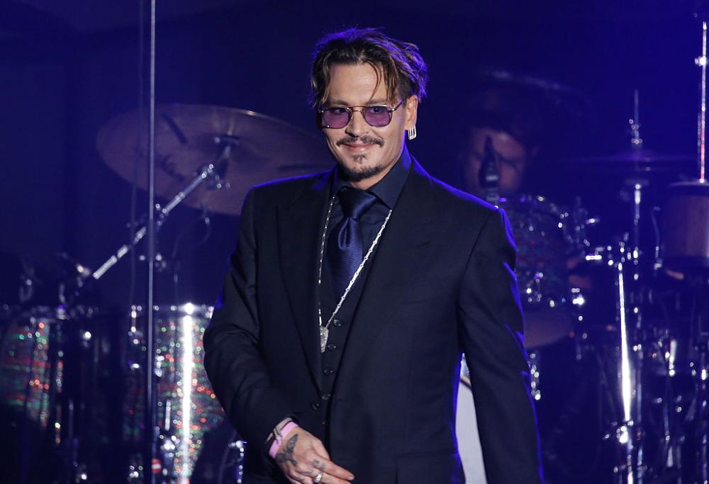 Johnny Depp nei guai: è vicino al collasso finanziario