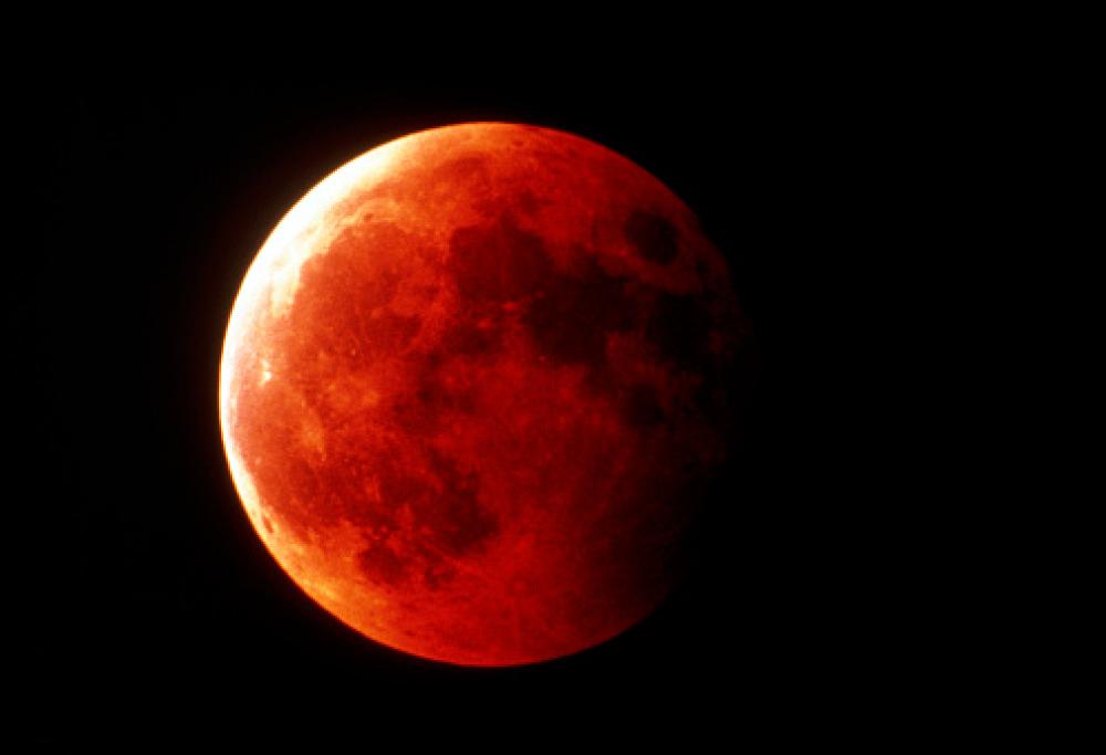 Stanotte occhi puntati al cielo per assistere alla prima eclissi lunare dell’anno