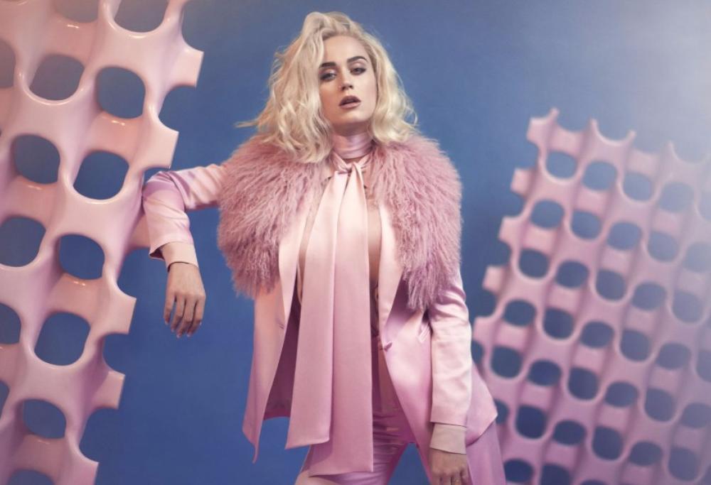 Katy Perry: il nuovo singolo “Chained To The Rhythm” è su Radio 105!