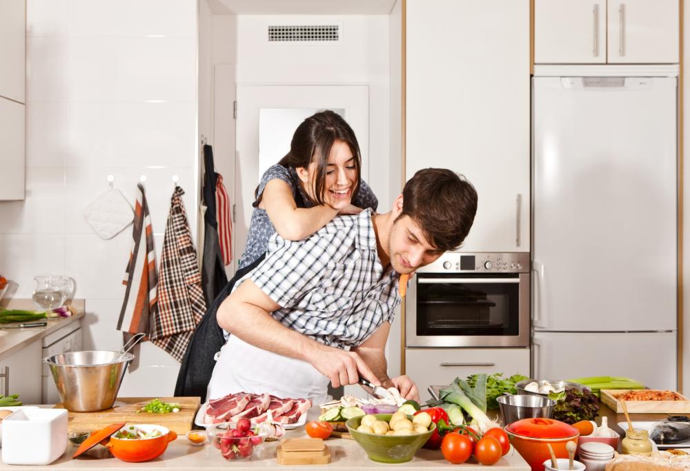 San Valentino: cucinare insieme per risvegliare la passione