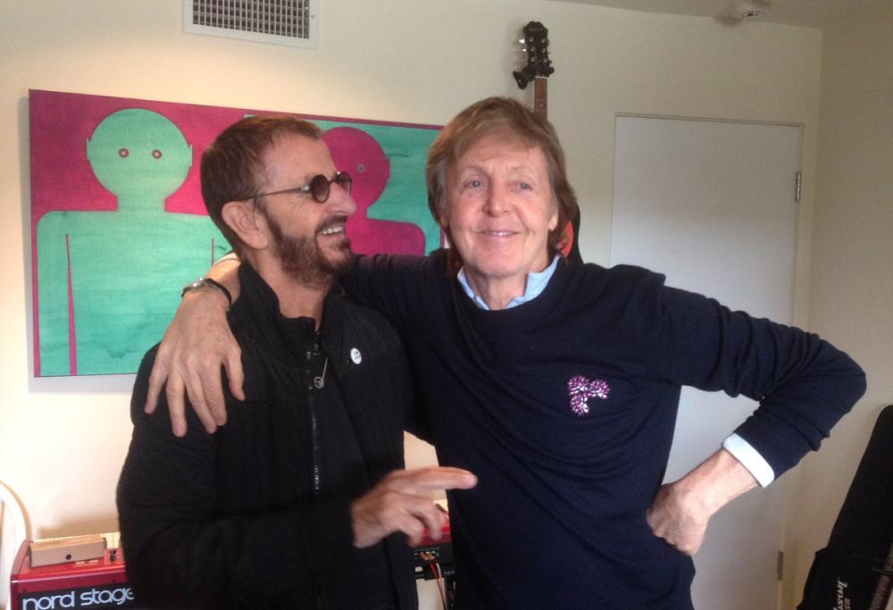 Beatles: Ringo Starr e Paul McCartney di nuovo insieme in studio di registrazione