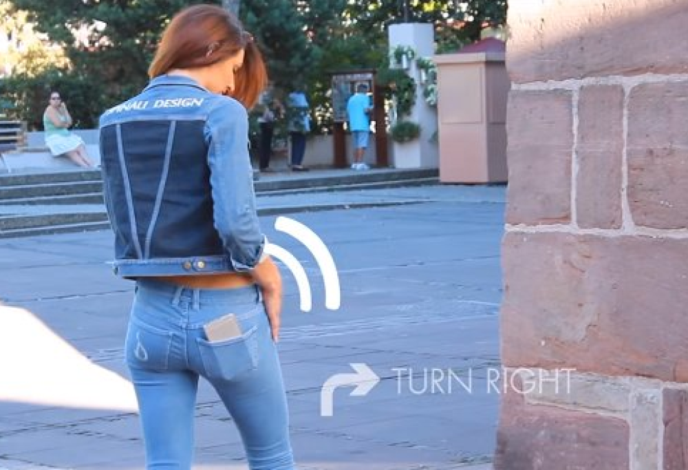 La nuova frontiera dei navigatori: jeans vibranti con gps incorporato