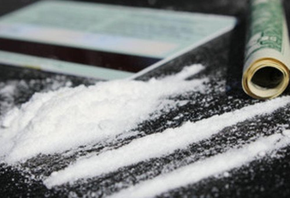 “La qualità della cocaina era insoddisfacente”, e denuncia lo spacciatore alla Polizia
