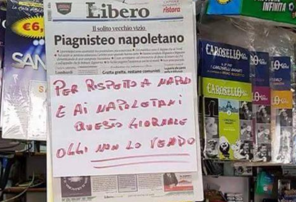 Il quotidiano Libero contro Napoli: l'edicolante si rifiuta di venderlo