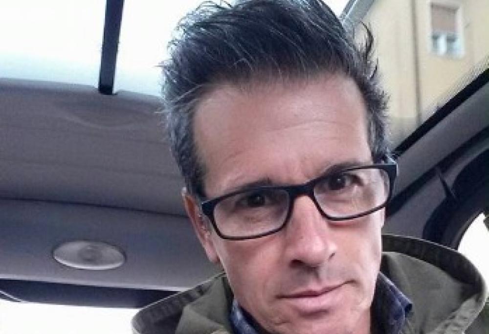 Marco Bellavia tuona contro Paola Perego: “Ha messo fine alla mia carriera tv”.