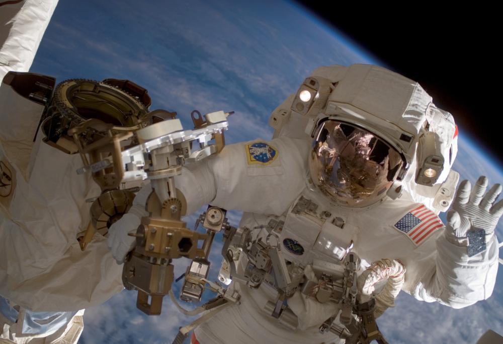 La NASA pubblica gli archivi: online 140mila tra immagini, video e audio