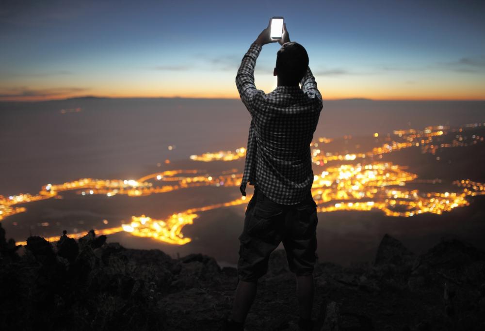 Novità WhatsApp: ecco come fare foto migliori di notte