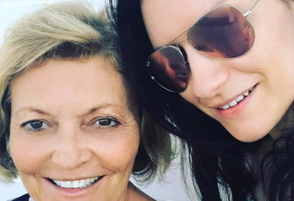 Laura Pausini: “Mamma.. sei la più bella del mondo”